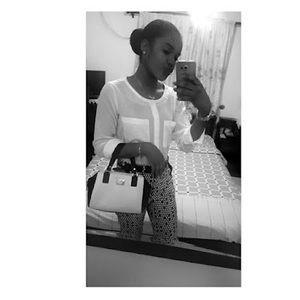 Meet your Posher, Amada